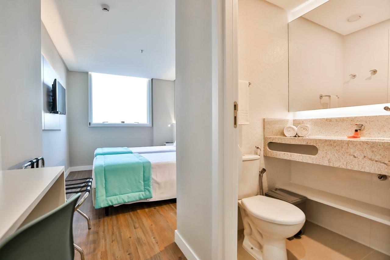Quarto Standard com 2 Camas de Solteiro