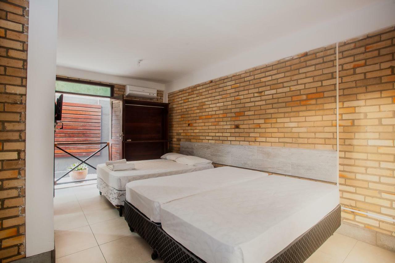 Quarto Duplo Standard