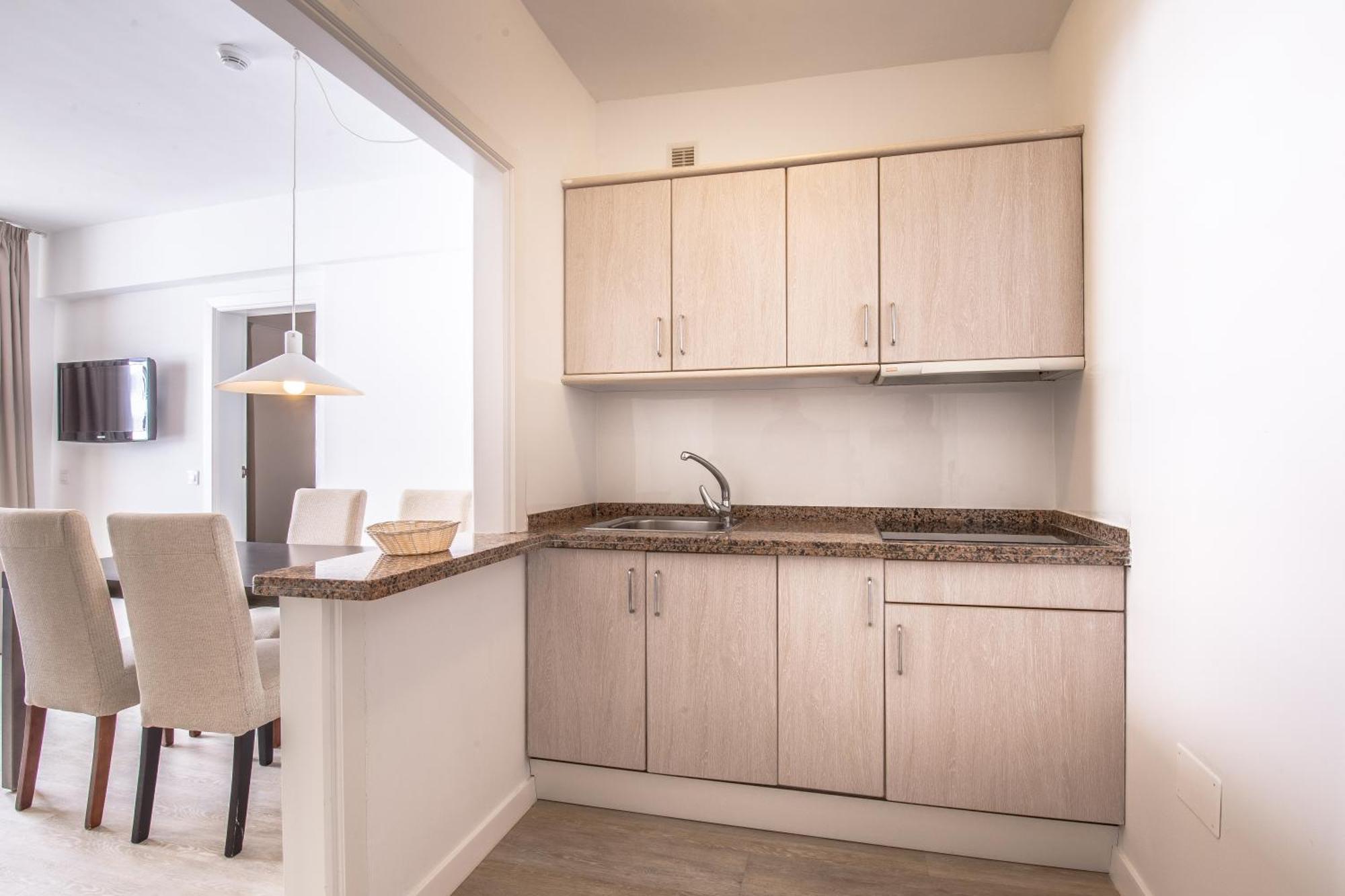 Apartamento de 1 dormitorio con vistas al mar