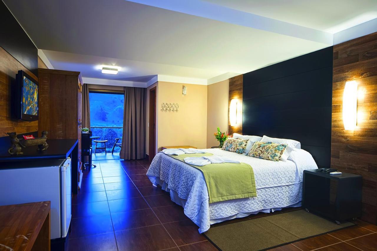 Deluxe Double Room with Balcony,918044743:JPEG
