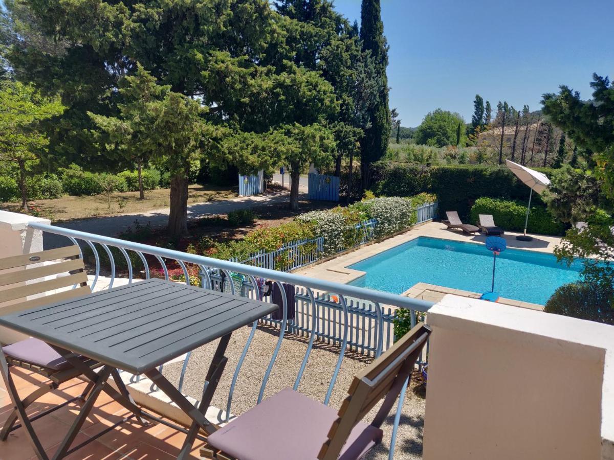 Chambre Double - Vue sur Piscine