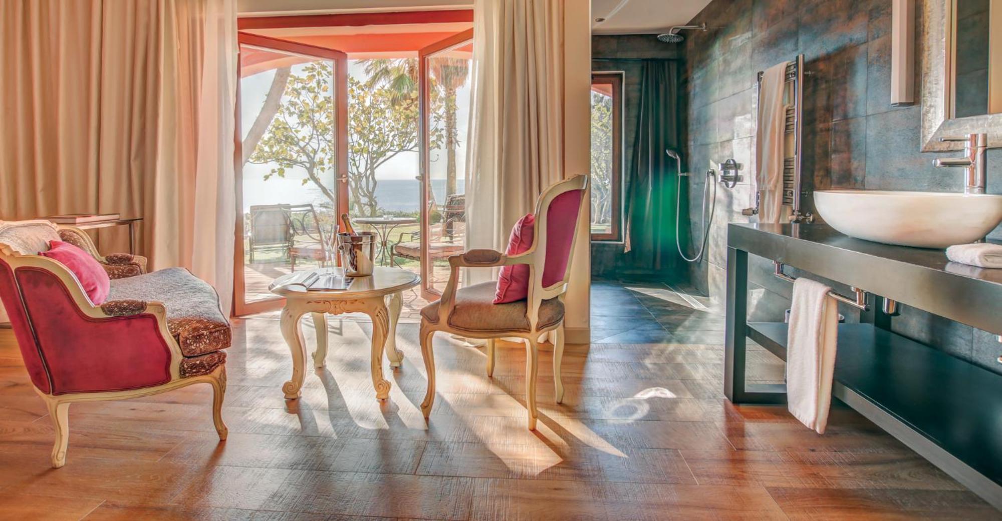 Deluxe Doppelzimmer mit teilweisem oder direktem Meerblick