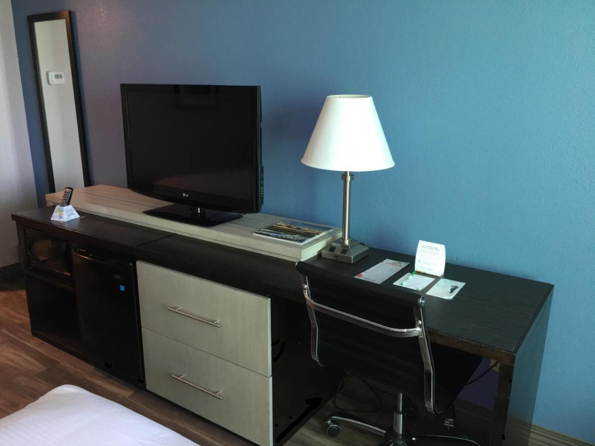 Deluxe Room with Two Double Beds