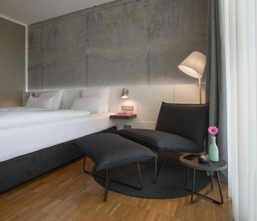 Comfort Zimmer mit Kingsize-Bett