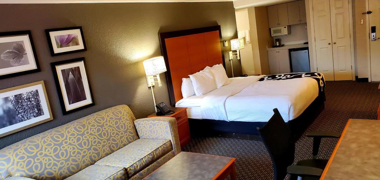 Superior King Room - Non-Smoking