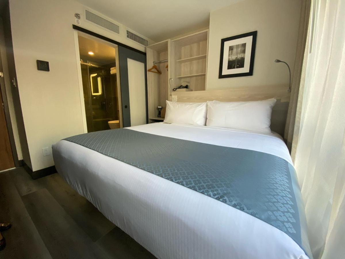 King Room - Non-Smoking