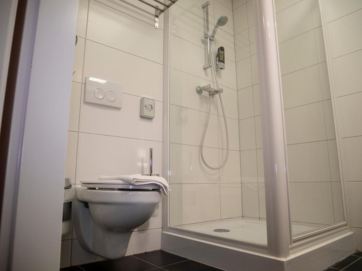 Chambre Double ou Lits Jumeaux – Sans Fenêtre