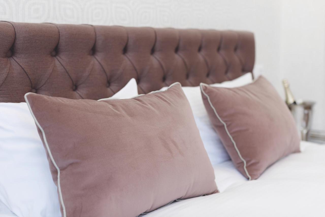 Camera Matrimoniale con Letto Supplementare