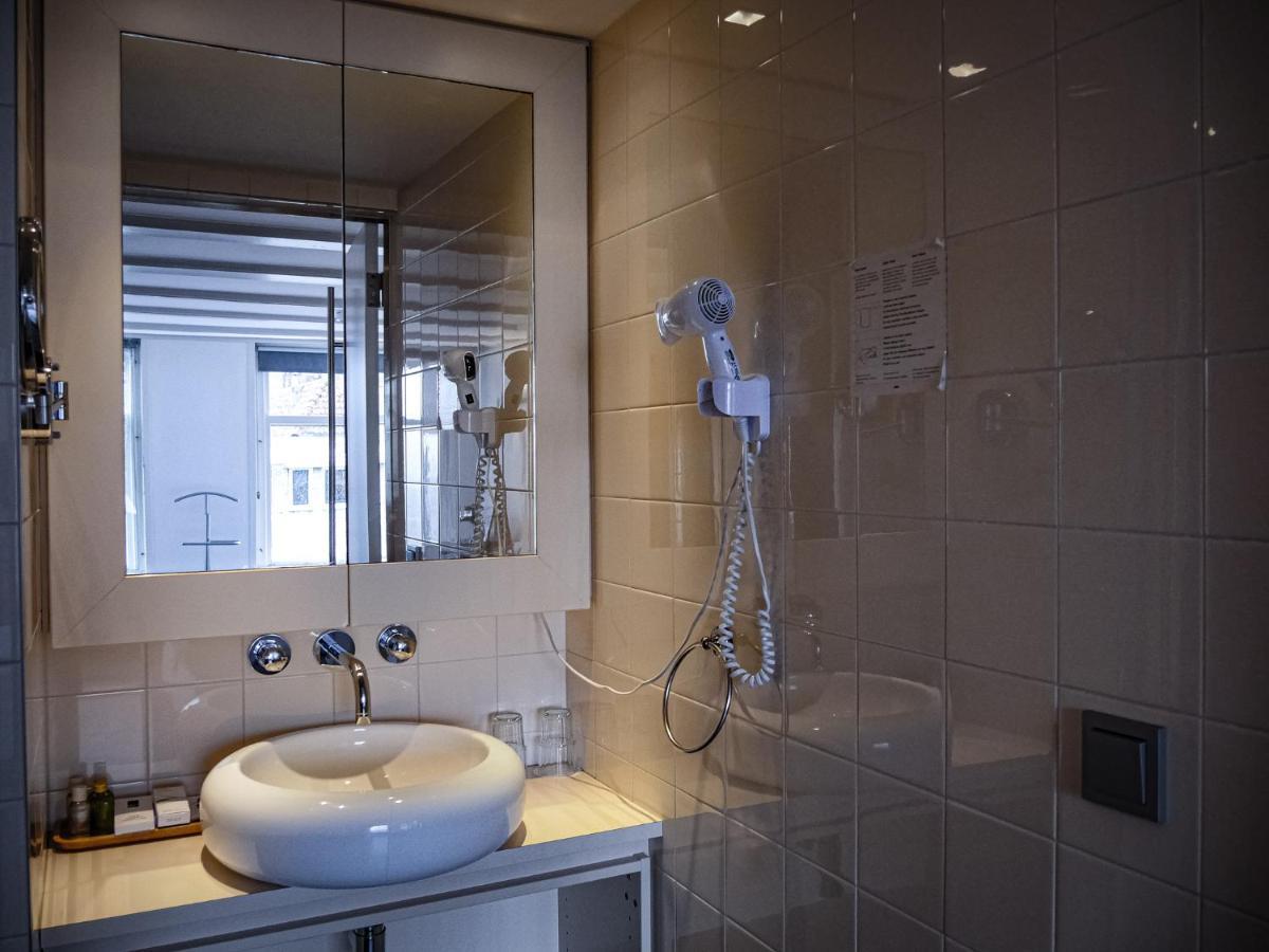 Standaard Tweepersoonskamer met Extern Toilet