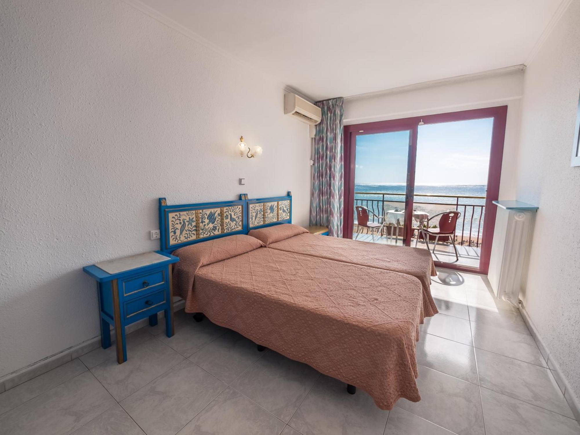 Standard Double Room,1138243636:JPEG