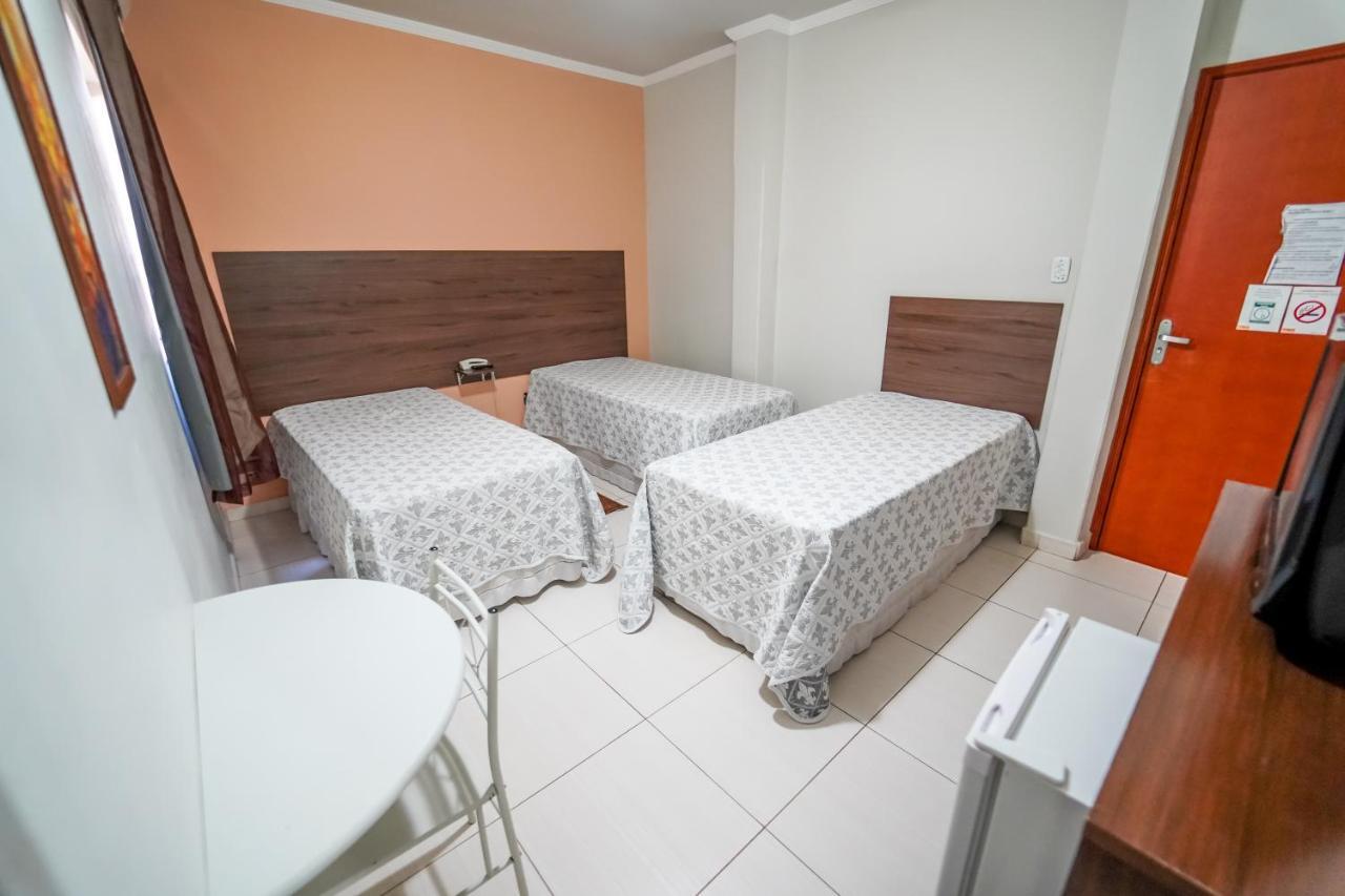 Quarto Triplo Standard