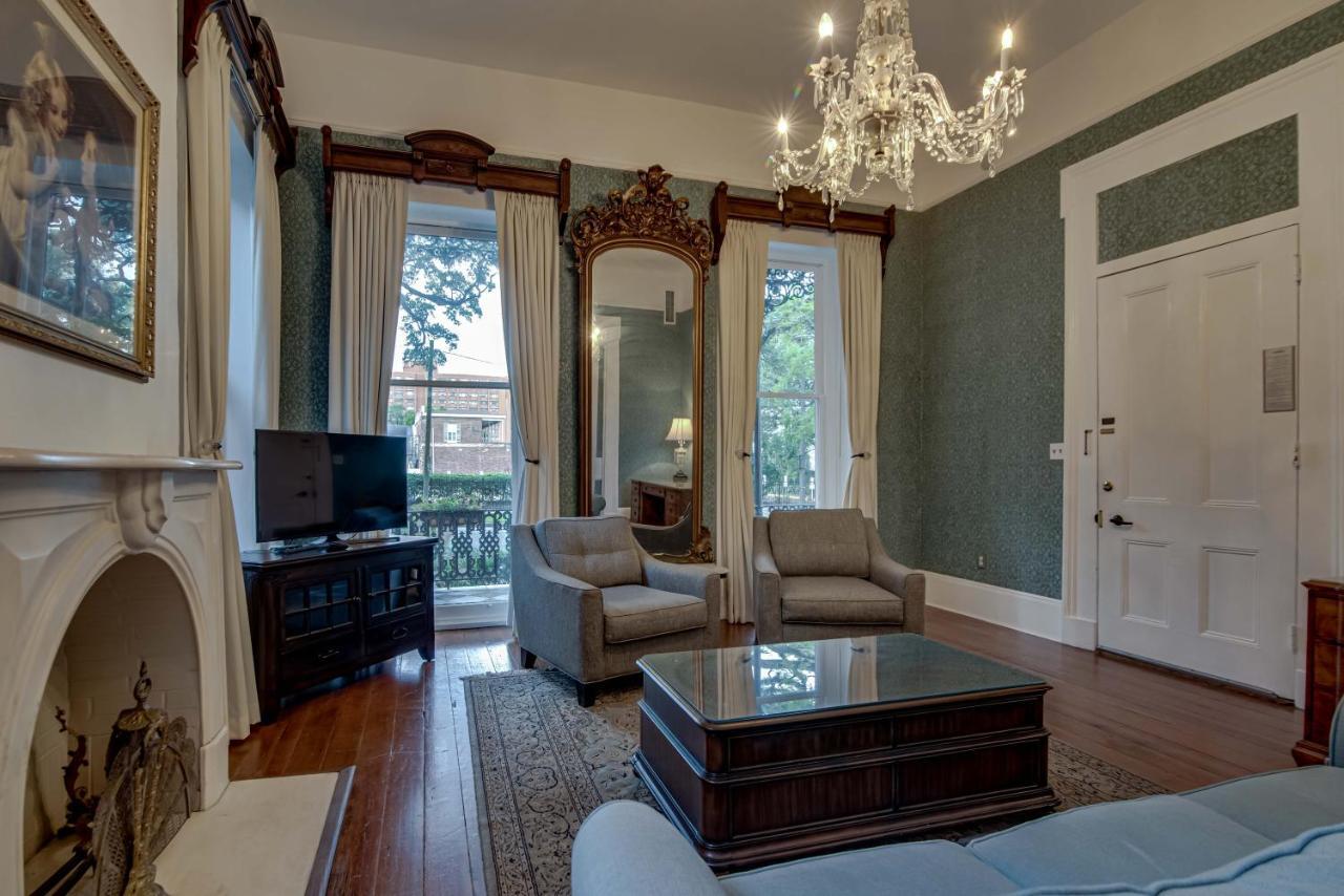 King Bed Historic Suite