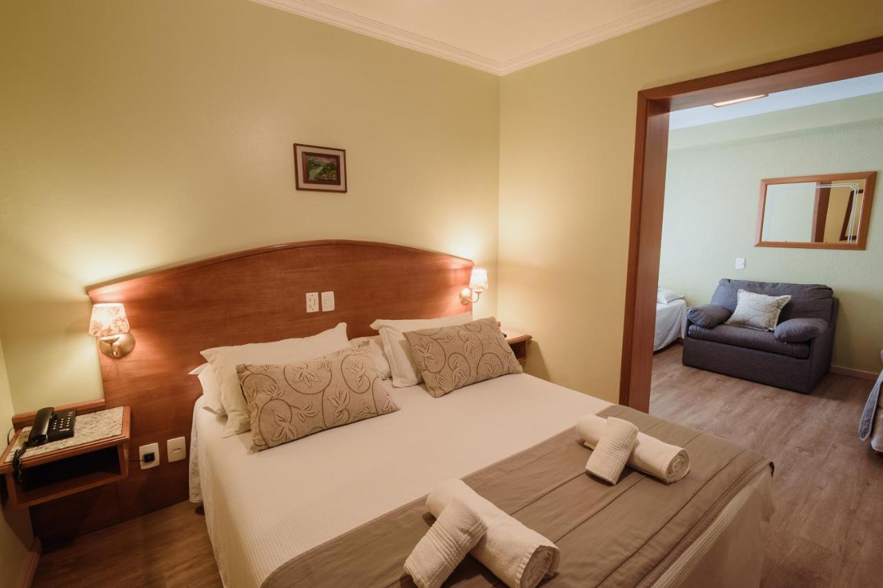 Quarto Quádruplo Conforto
