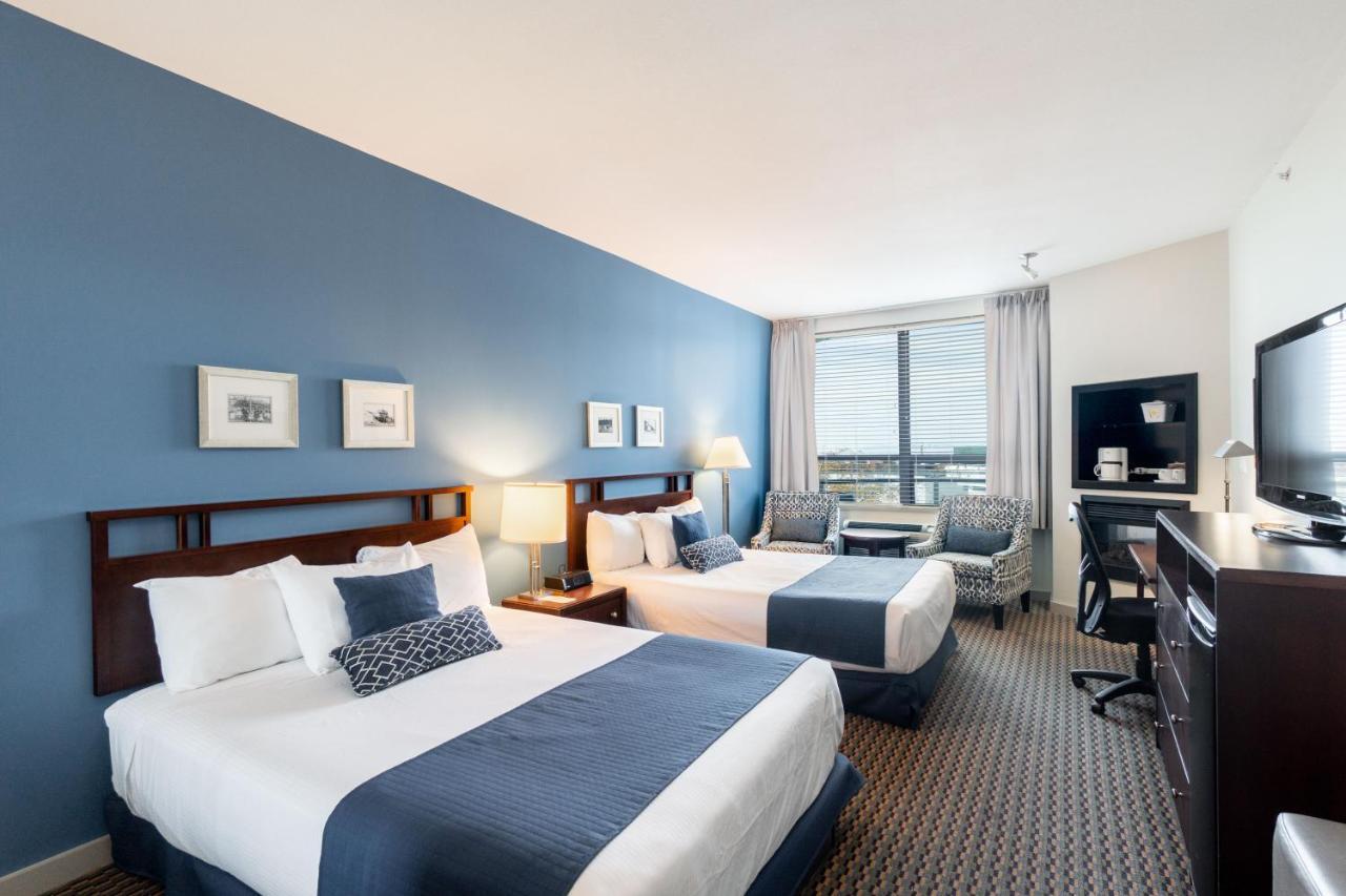 Queen Room with Two Queen Beds