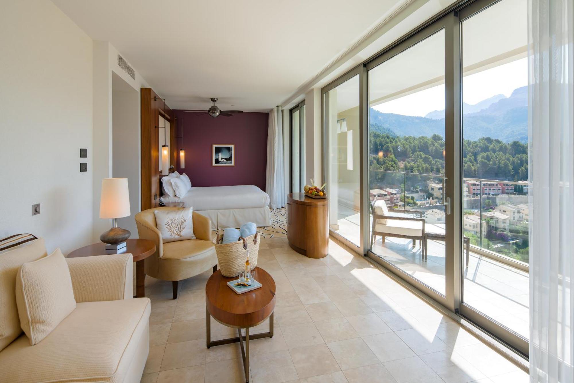 Junior Suite mit Blick auf Port de Sóller