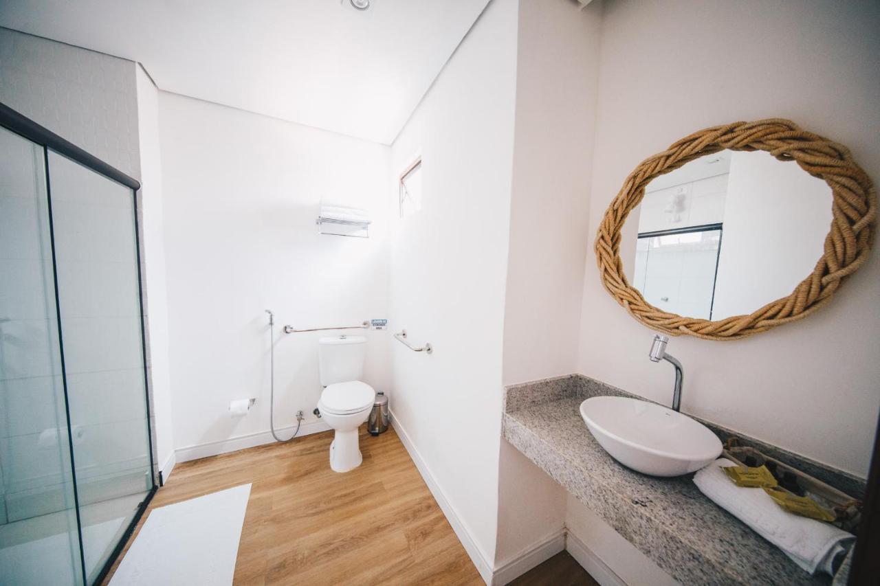 Double Room with Balcony,962508553:JPEG