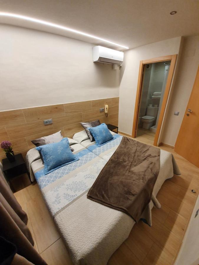 Camera Doppia con Letti Singoli con Bagno