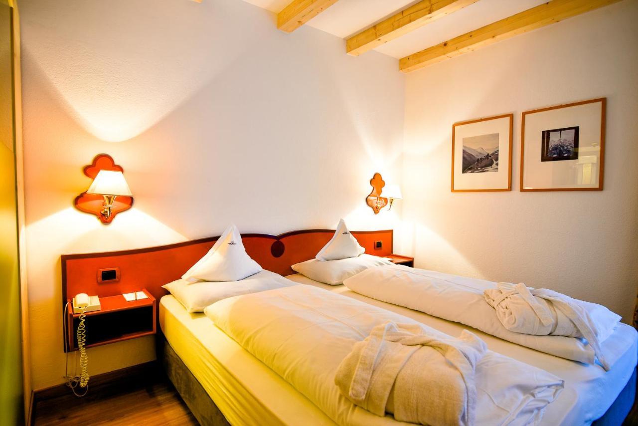 Doppelzimmer mit Balkon