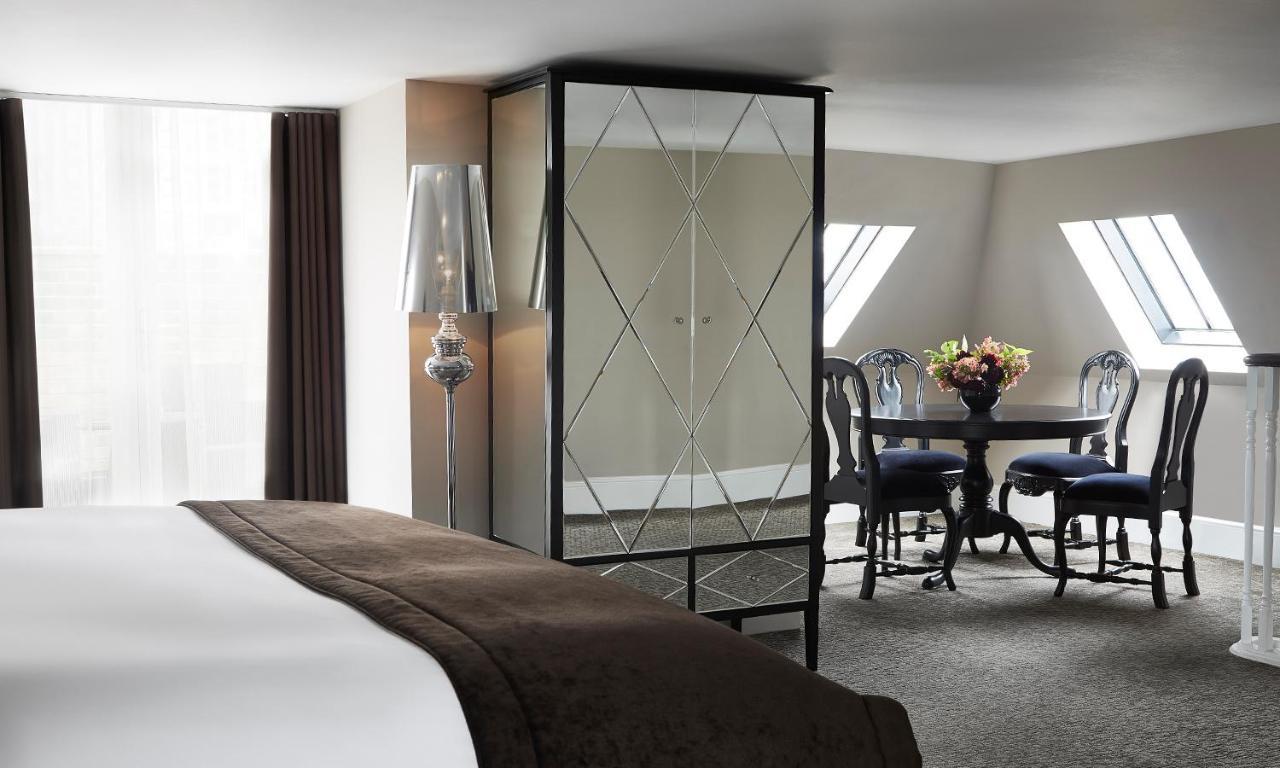 Suite con balcón