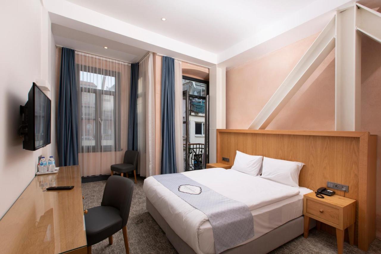 Quarto Standard com Cama de Casal ou 2 de Solteiro