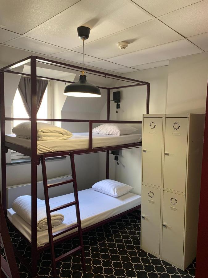 Bed in 4-Bed Mixed Dorm Ensuite