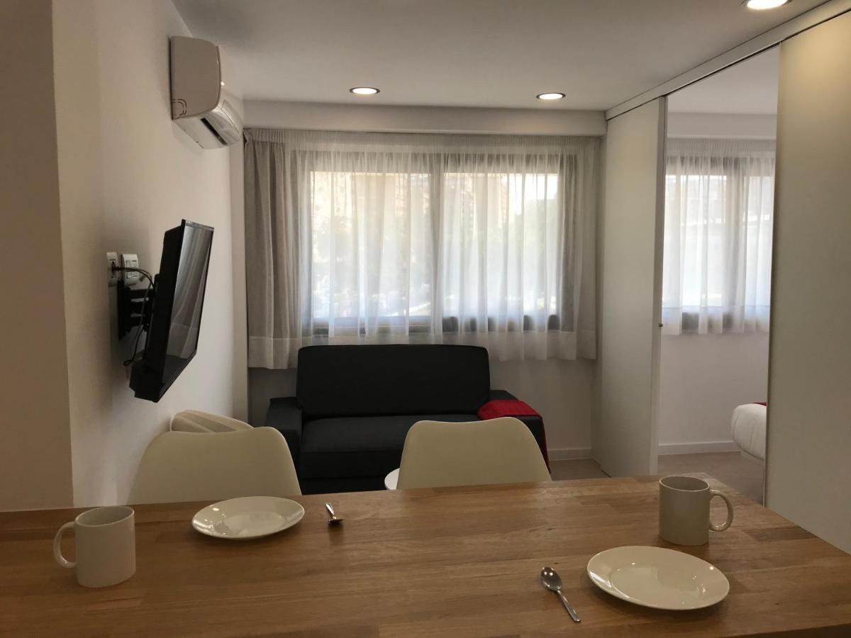 One-Bedroom Apartment,973456858:JPEG