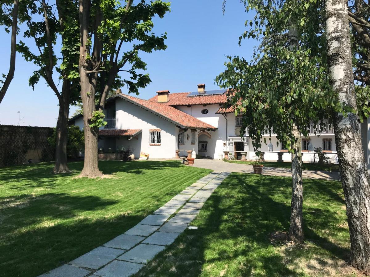 Camera Familiare con Vista Giardino