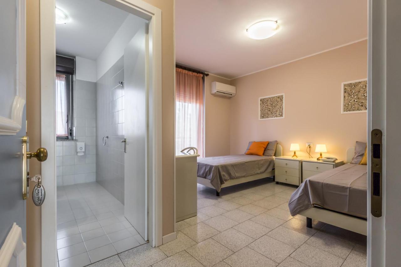Camera Doppia con Letti Singoli con Balcone
