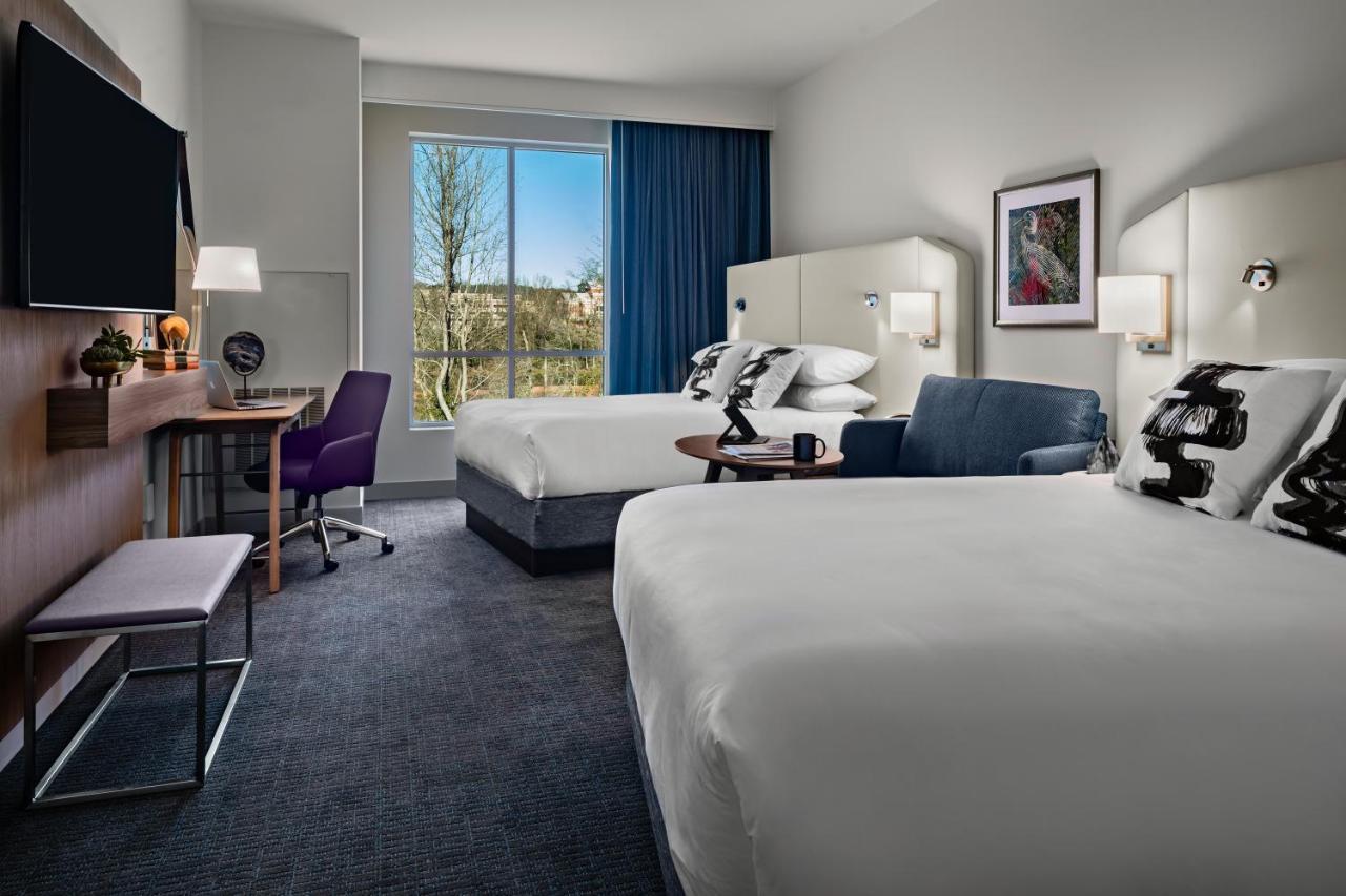 Standard Room with Two Queen Beds