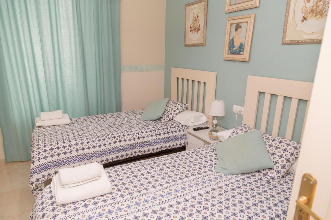 Chambre Lits Jumeaux avec Salle de Bains Privative Séparée