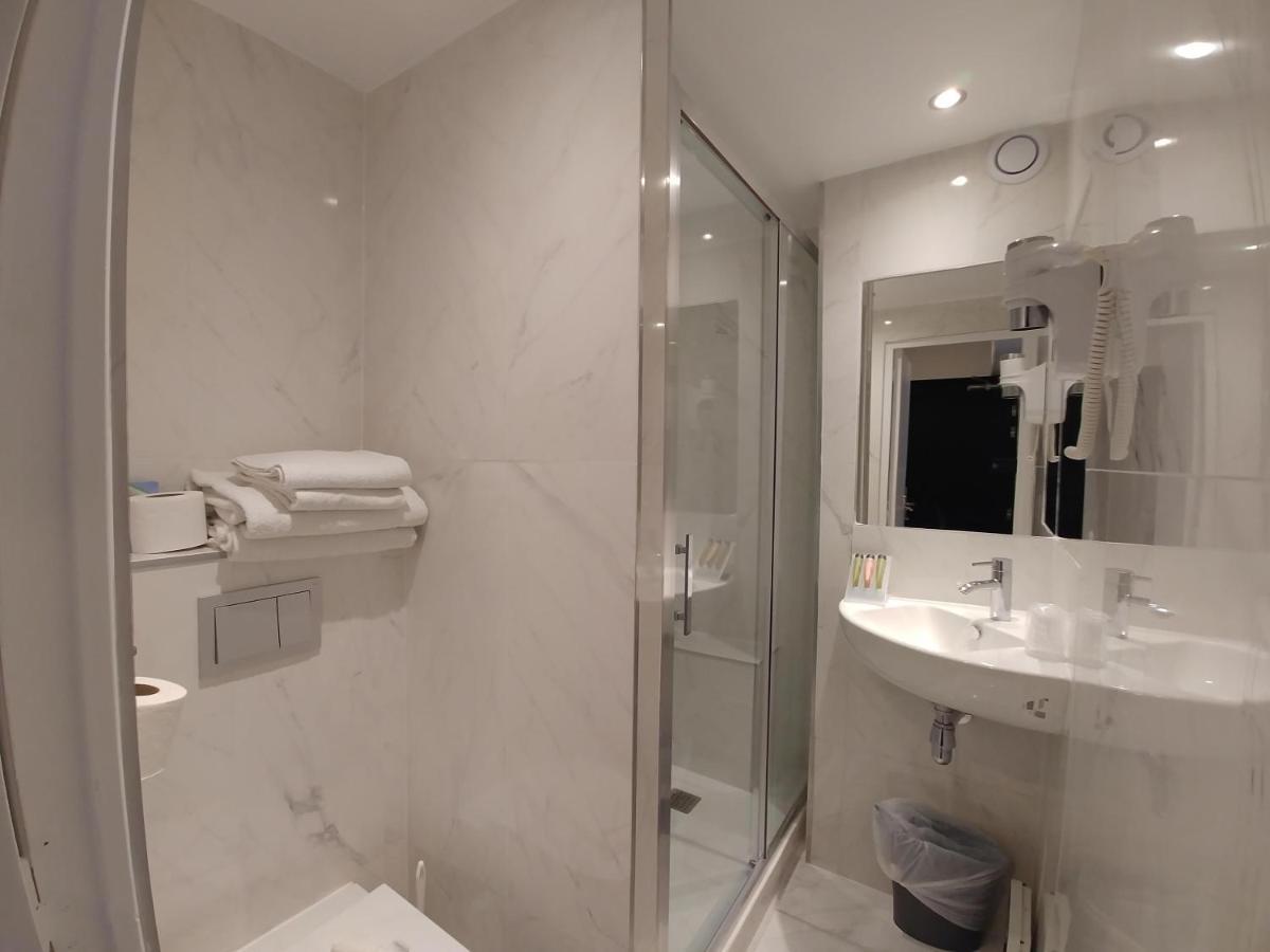 Grote Tweepersoonskamer met 1 of 2 Bedden