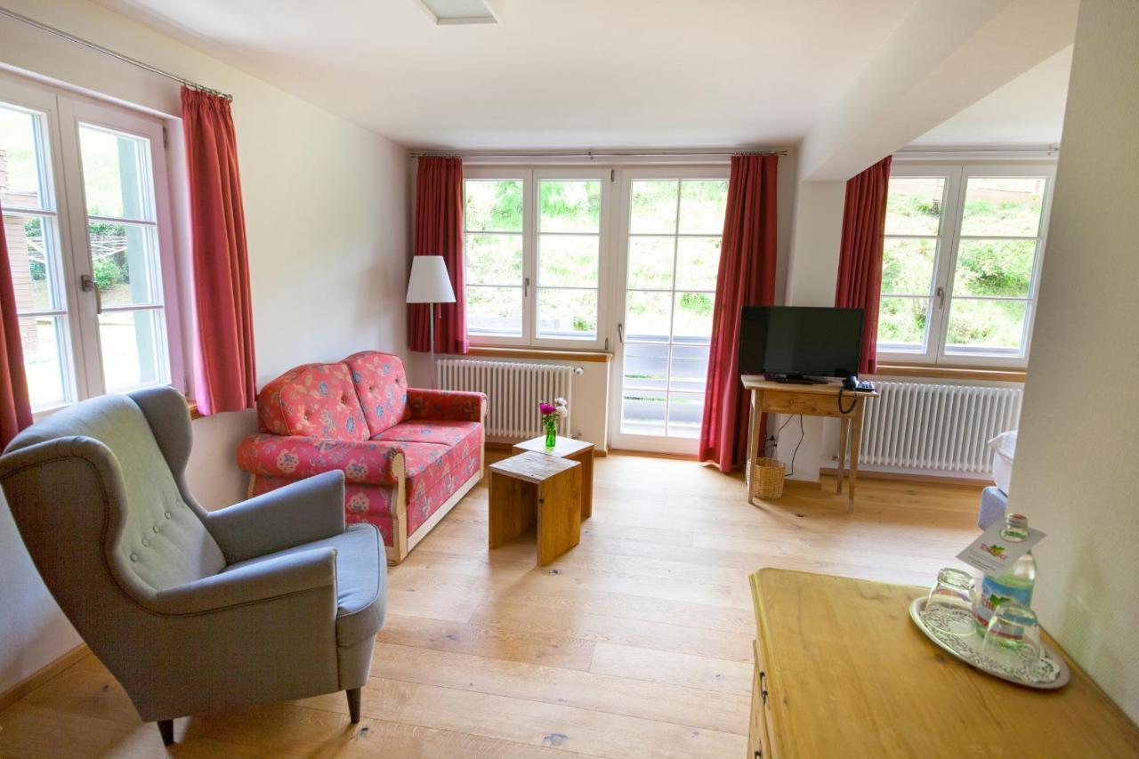 Doppelzimmer mit Balkon