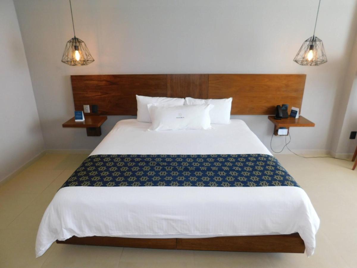 Quarto Standard com Vista da Lagoa - 1 Cama King-size