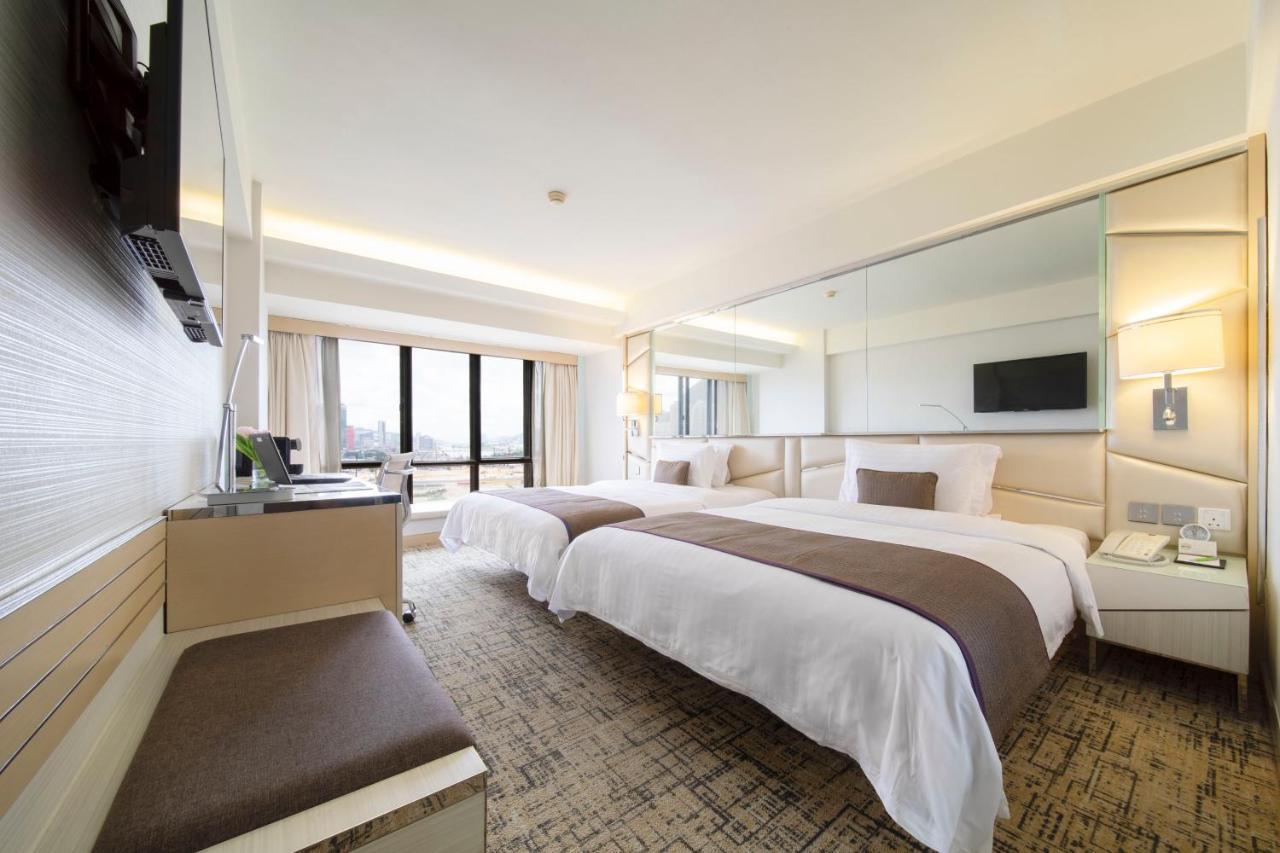 Executive Club Kamer met Queensize Bed of 2 Tweepersoonsbedden