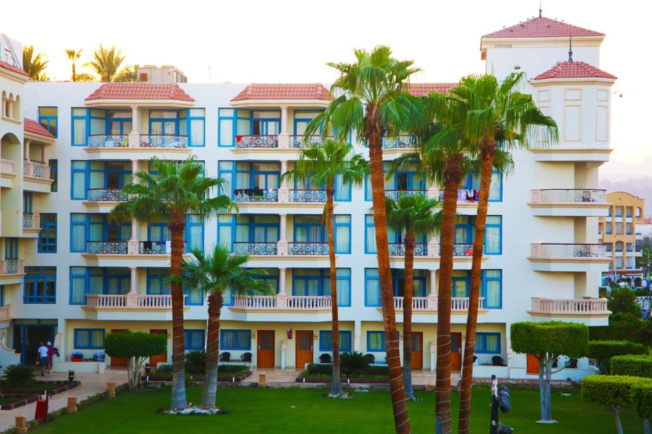 Standard Double or Twin Room with Garden View