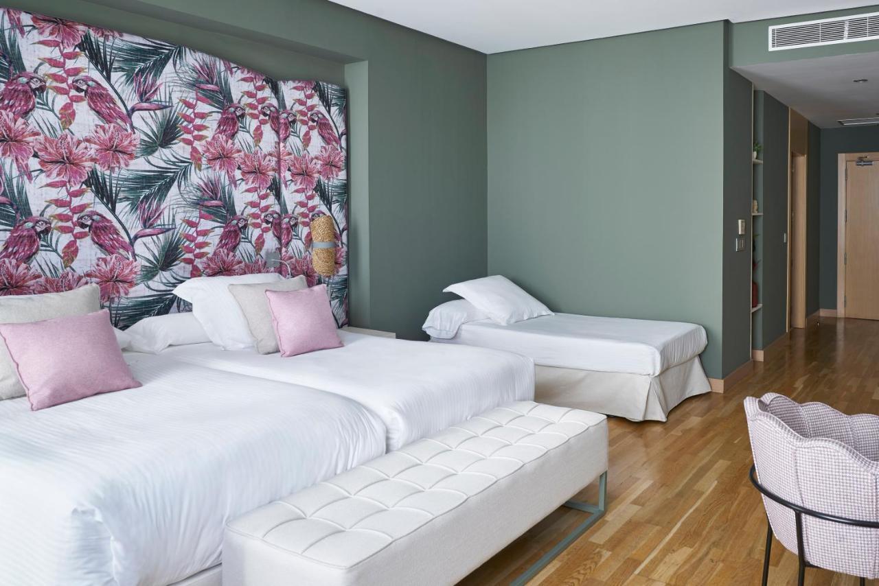 Tweepersoonskamer met Extra Bed (3 Volwassenen)