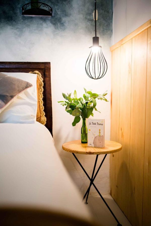 Standard Single Room with Shared Bathroom