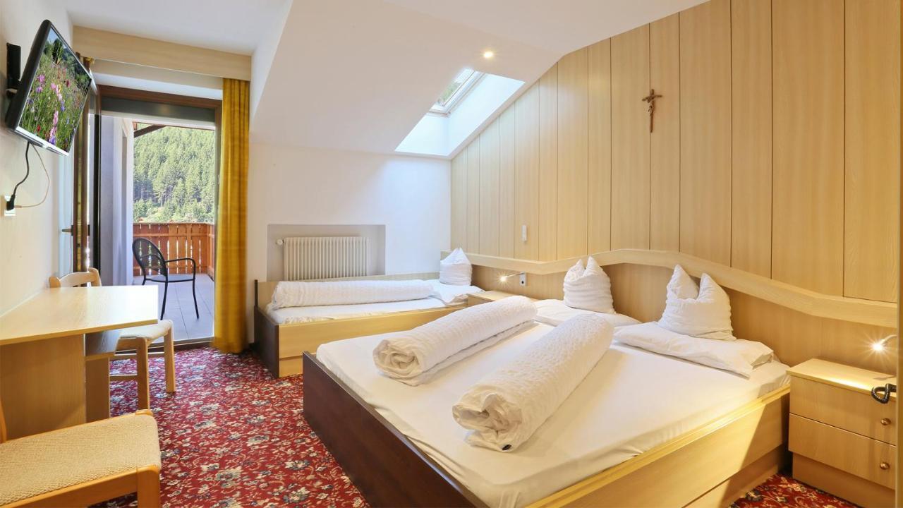 Dreibettzimmer