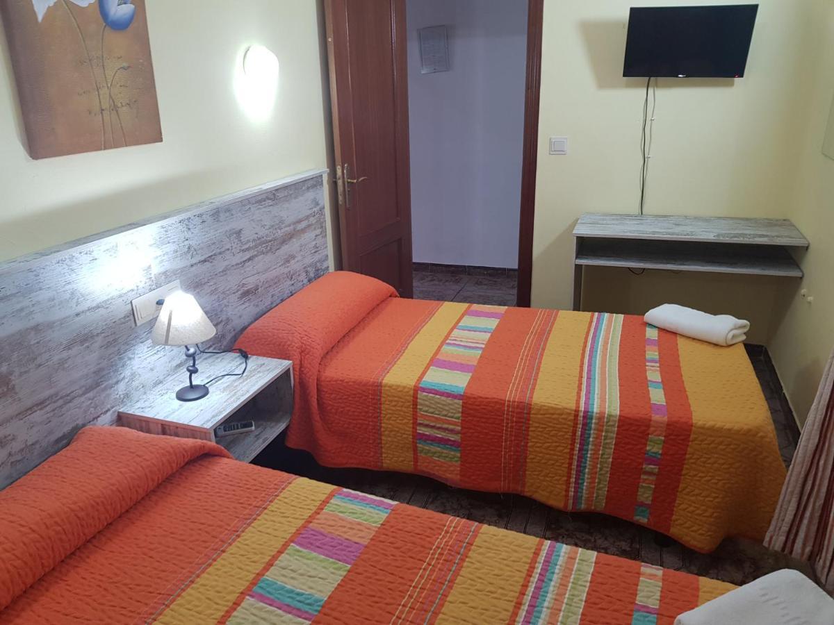 Habitación Familiar con baño privado