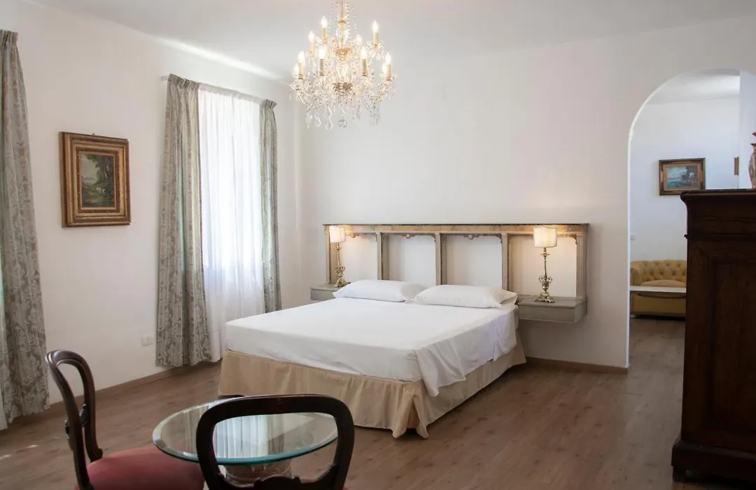 Il Palazzetto-1