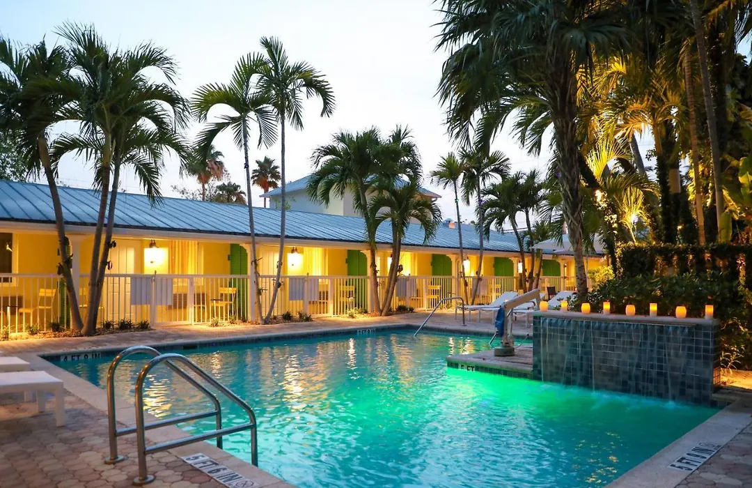 Almond Tree Inn - Adults Only-1