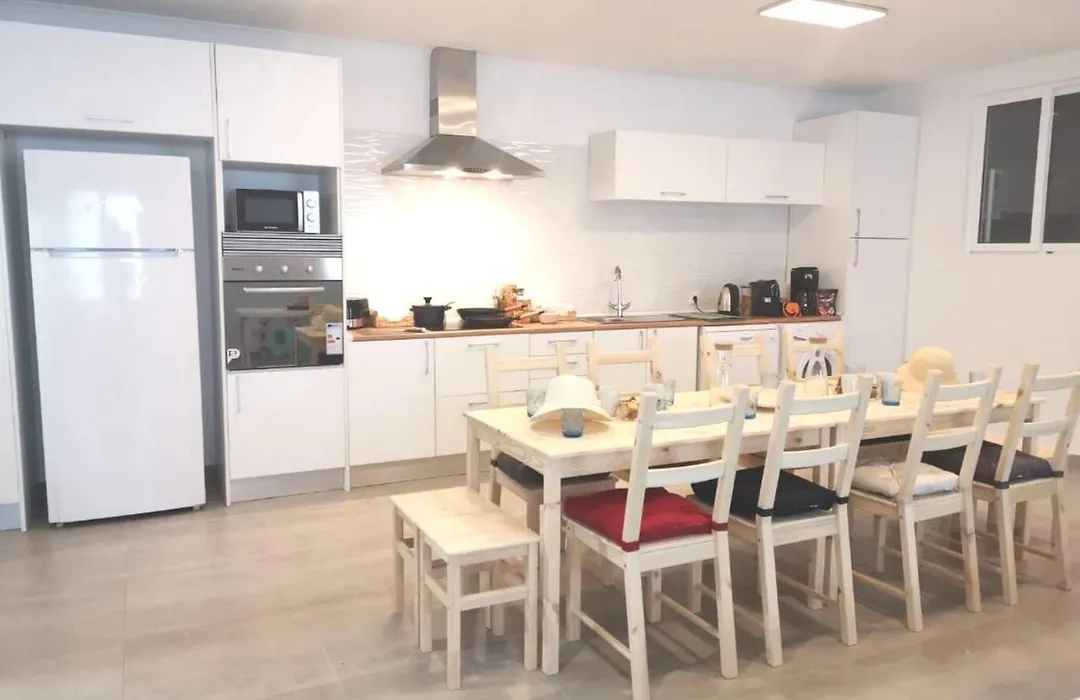 Hostel Prximo A Praia P Surf Na Caparica-1