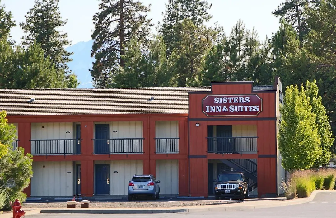 Sisters Inn & Suites-1