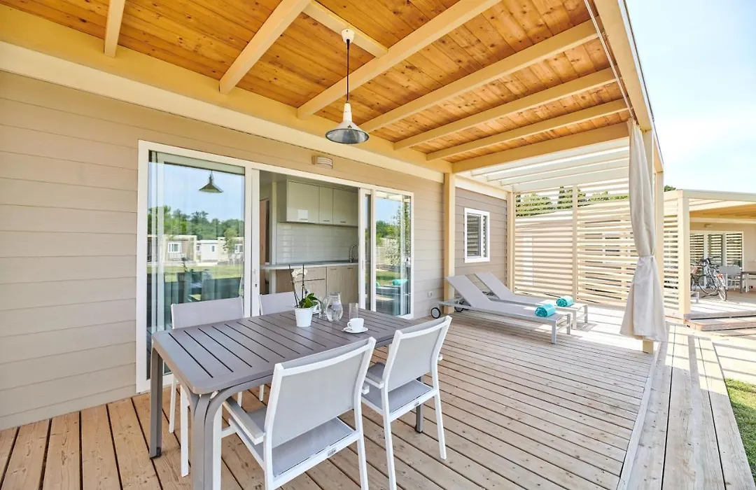 Camping Stella Maris Mobile Homes-1
