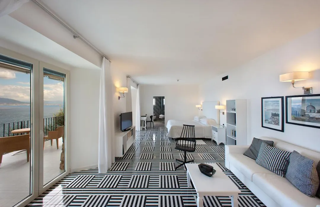Hotel Bristol-1