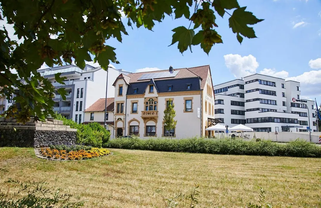 Lothringer Hof-1