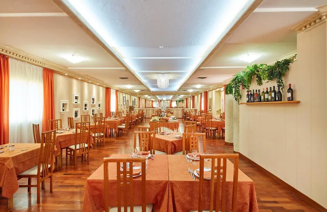 Hotel Plaza-1