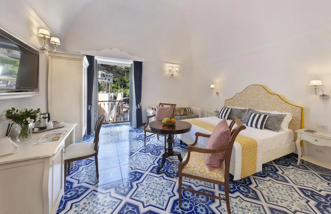 Antica Rheginna Luxury Room-1