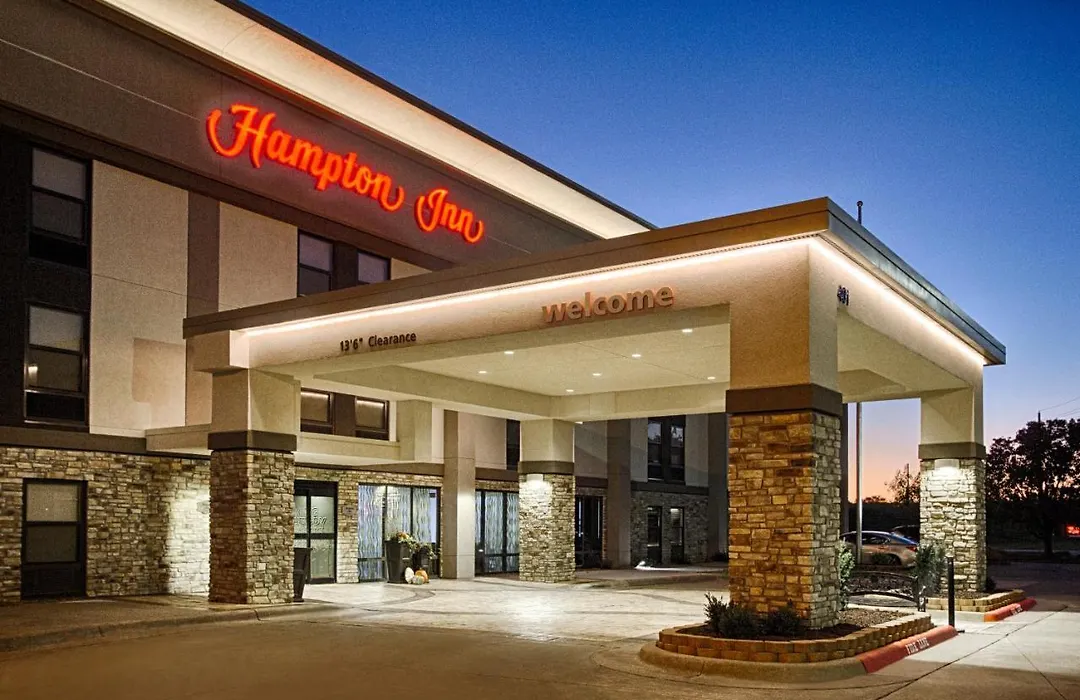 Hampton Inn Salina-1