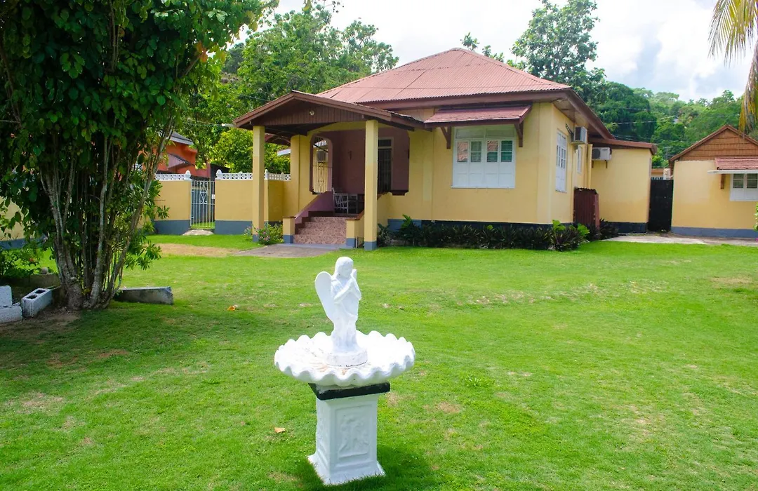 Little Shaw Park Guest House-1